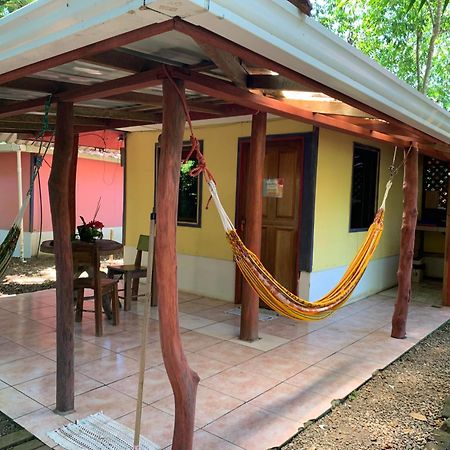 Brigitte'S Ranch Hotel Кахуита Екстериор снимка