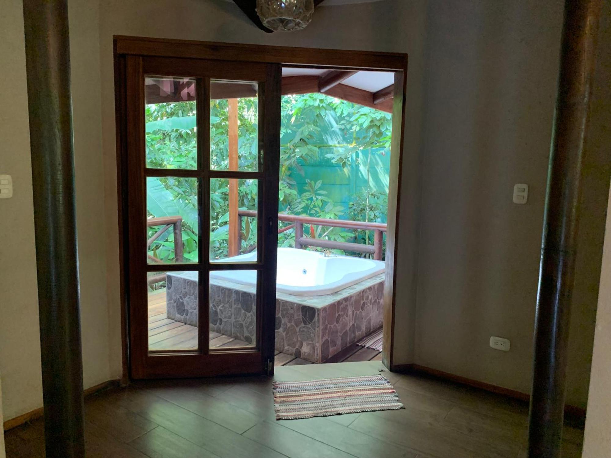 Brigitte'S Ranch Hotel Кахуита Екстериор снимка